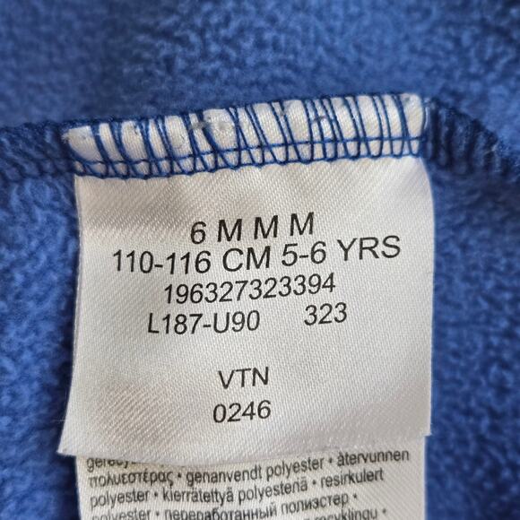 Nike Youth Zip Up Hoodie. Blue W/Side Pockets And Thumb Holes. Size M-5/6 yrs. - Picture 9 of 10